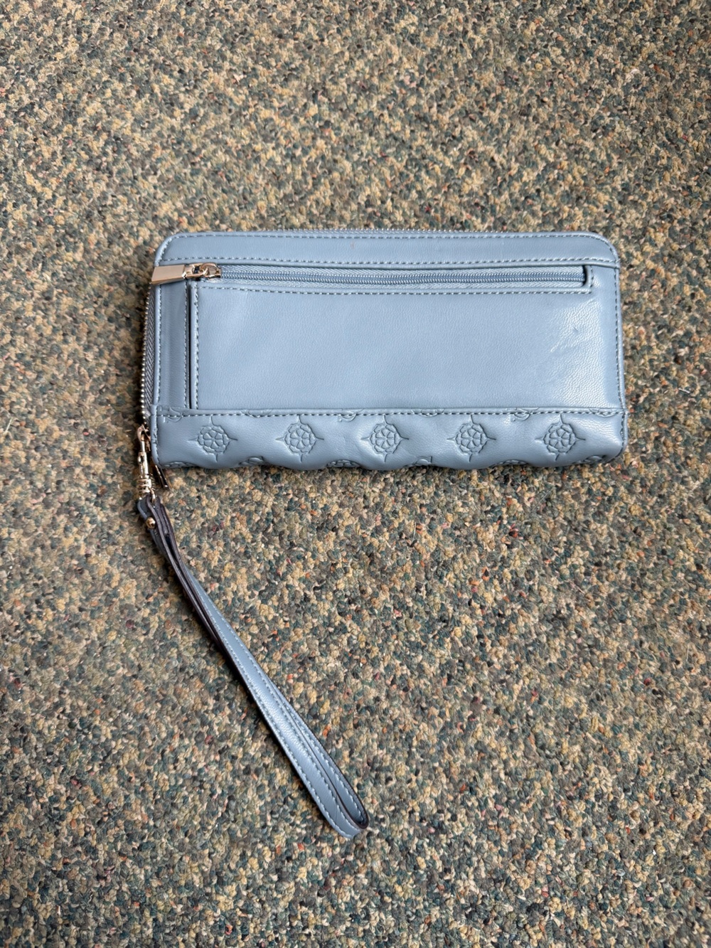 Guess Wallet - Picture 2 of 7